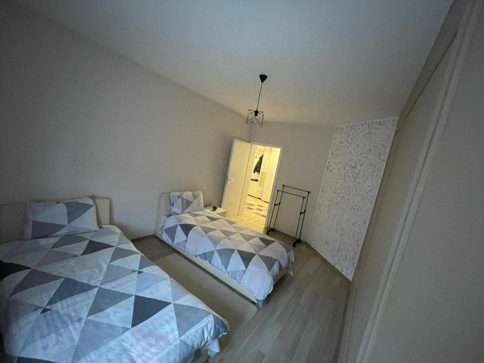 Prishtina Escape Apartments Pristina Eksteriør bilde